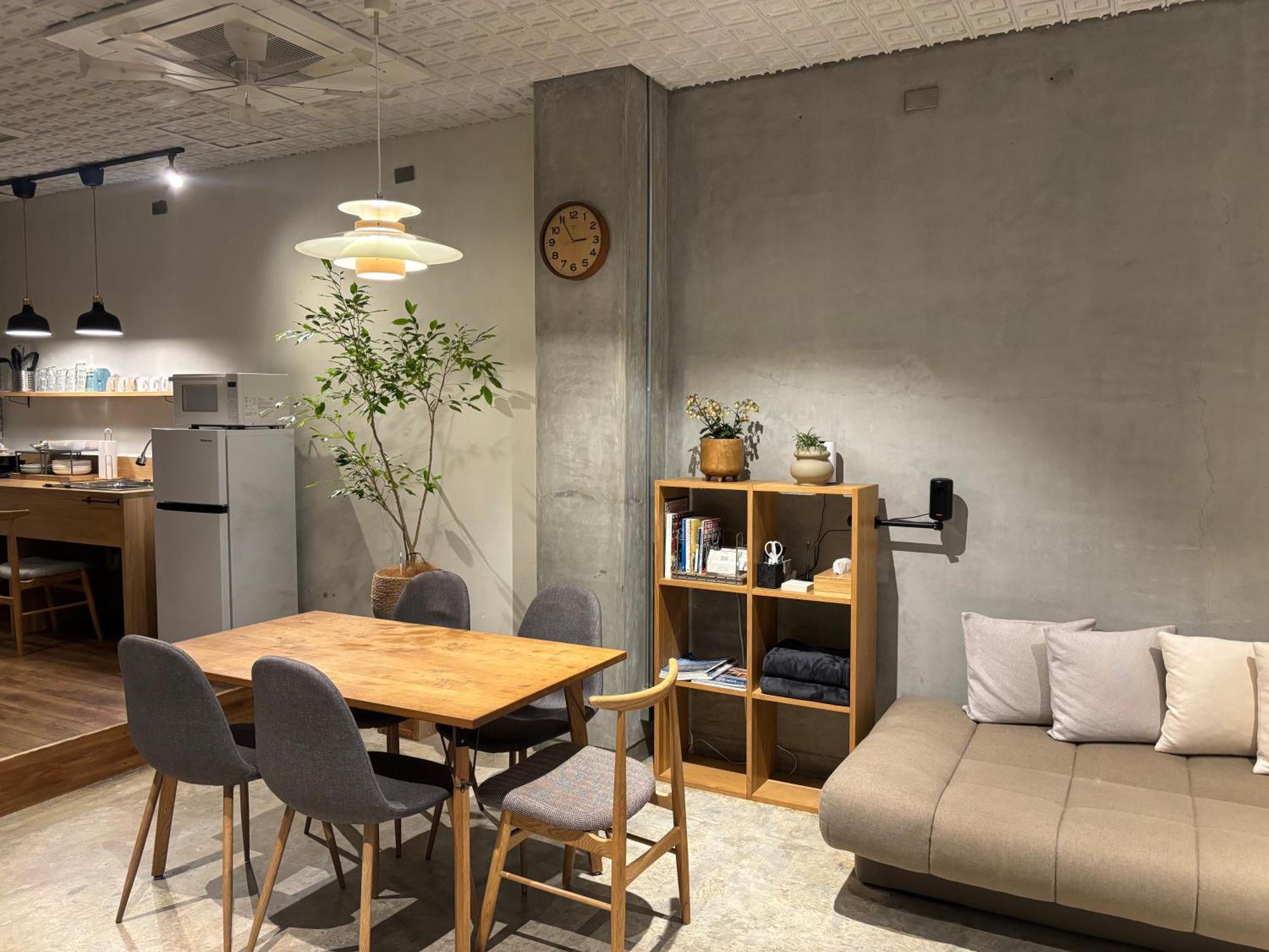 Hotel Art Rock Такамацу Екстериор снимка