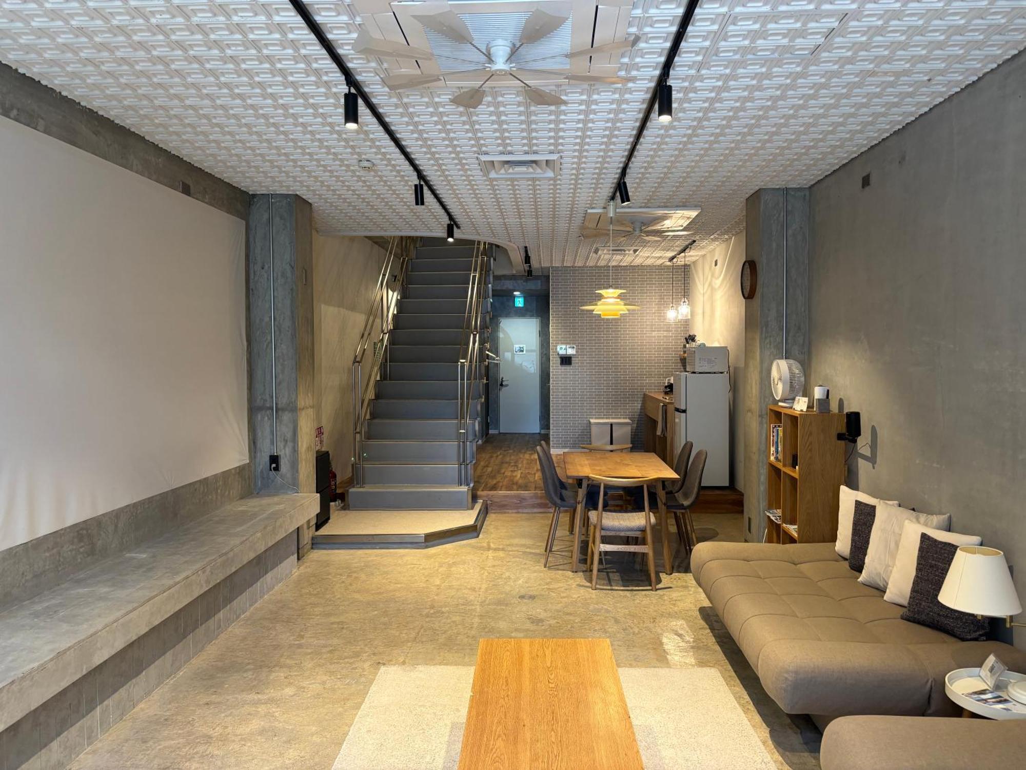 Hotel Art Rock Такамацу Екстериор снимка